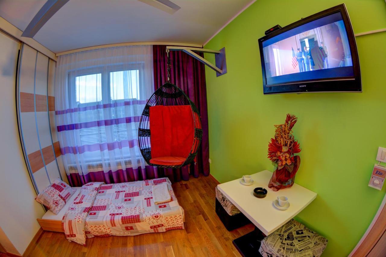 Rooms And Apartments S Belgrád Kültér fotó